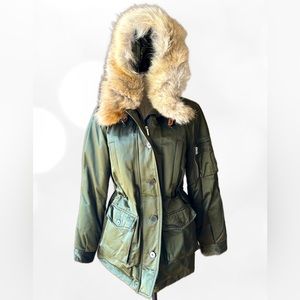Lauren Active Genuine Coyote Fur Trimmed Down Parka
Small
Like New / Never Worn